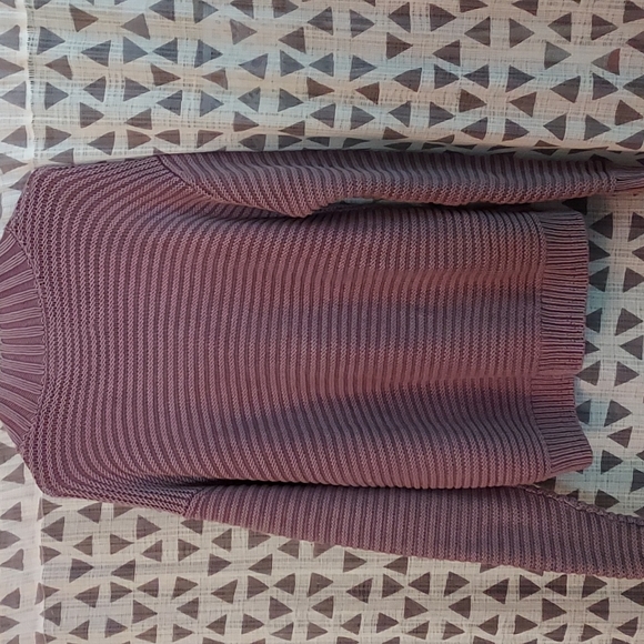 Lucky ribbed high/low sweater - Picture 3 of 3